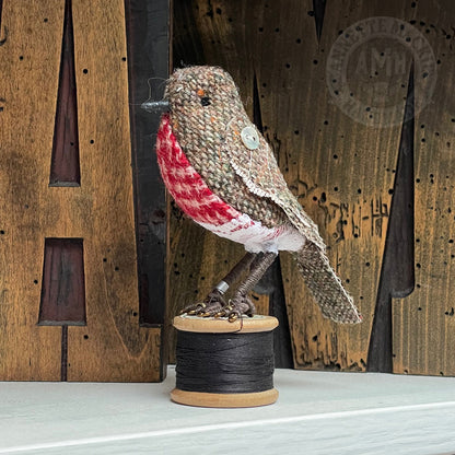 Mini robin on vintage reel